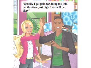 Illustration for article titled Las mejores reacciones de Internet a la Barbie programadora